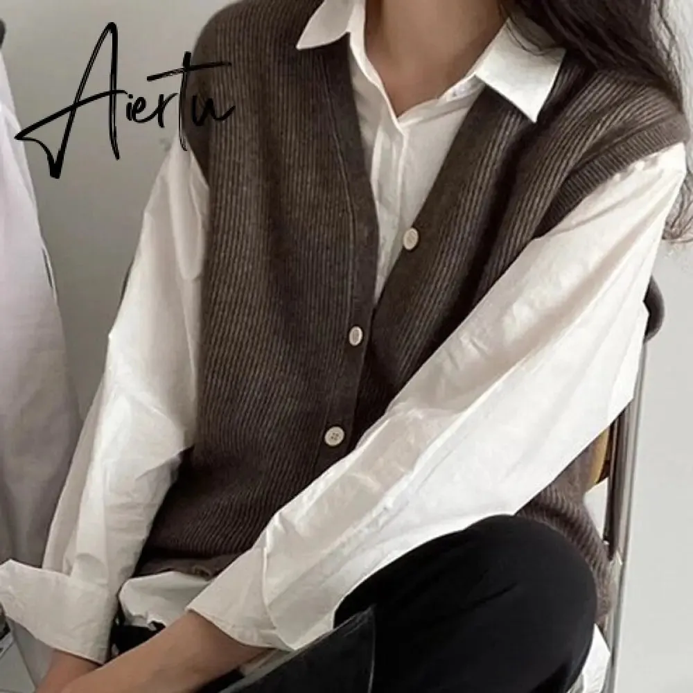 Aieru Sweater Vest Loose Autumn and Winter Warm Knitted Vest Sweater for Women Loose Solid Sleeveless Sweaters