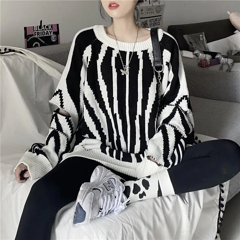 Art Monochrome Design Pattern Knit Ripped Loose Sweater