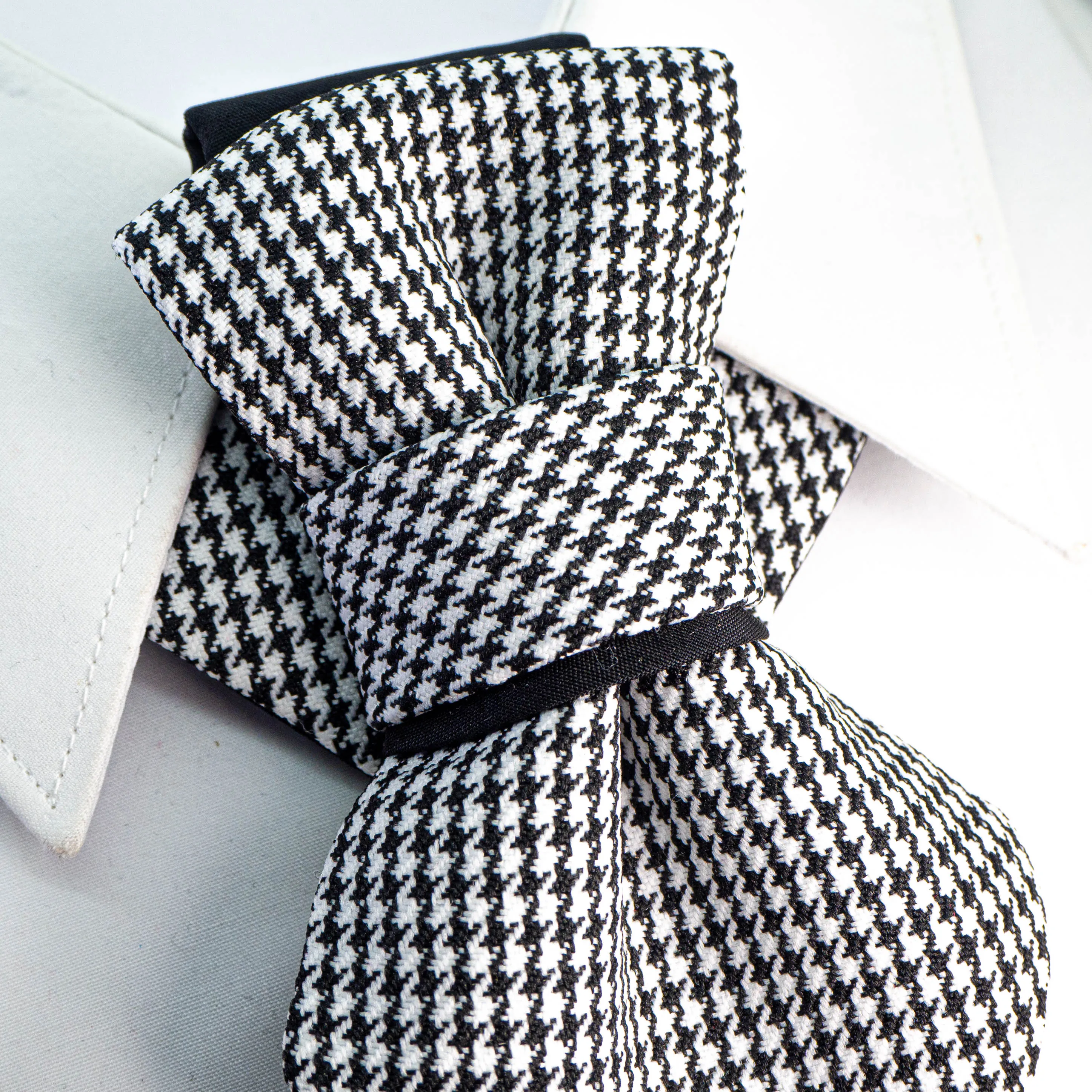 BOW TIE "NEW CLASSIC"