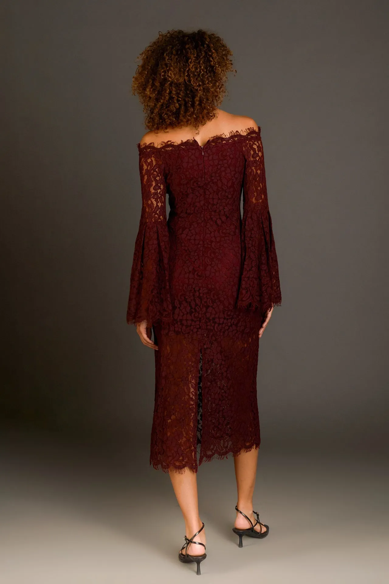 Endless Rose - Off Shoulder Lace Maxi Dress