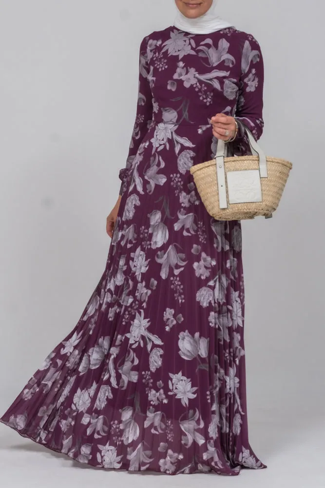 Everyday casual DESIGN high neck pleated maxi dress in ditsy floral print in purple