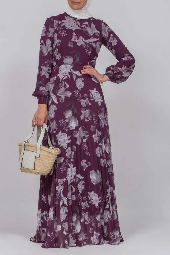 Everyday casual DESIGN high neck pleated maxi dress in ditsy floral print in purple