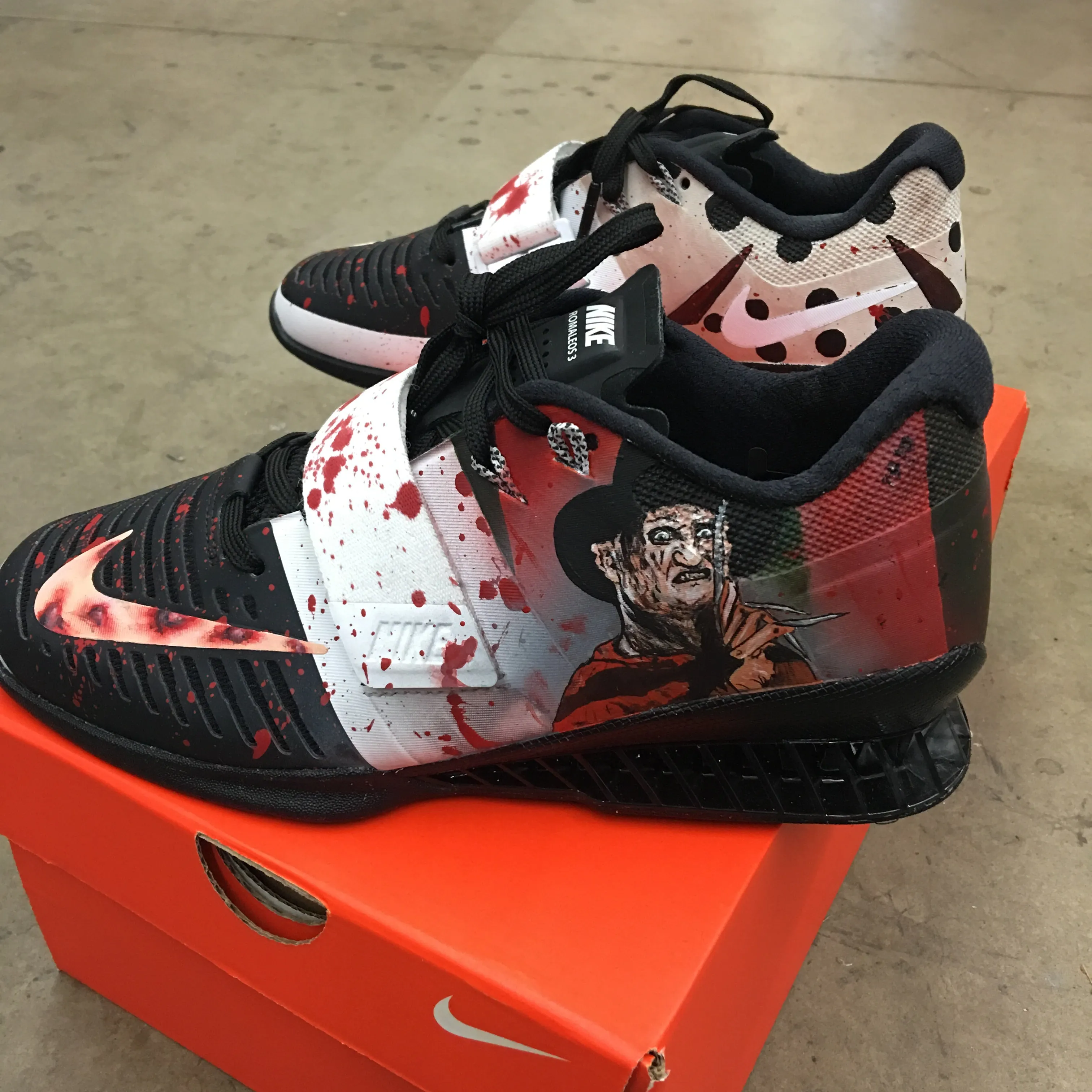 Freddy vs Jason Nike Romaleos 3