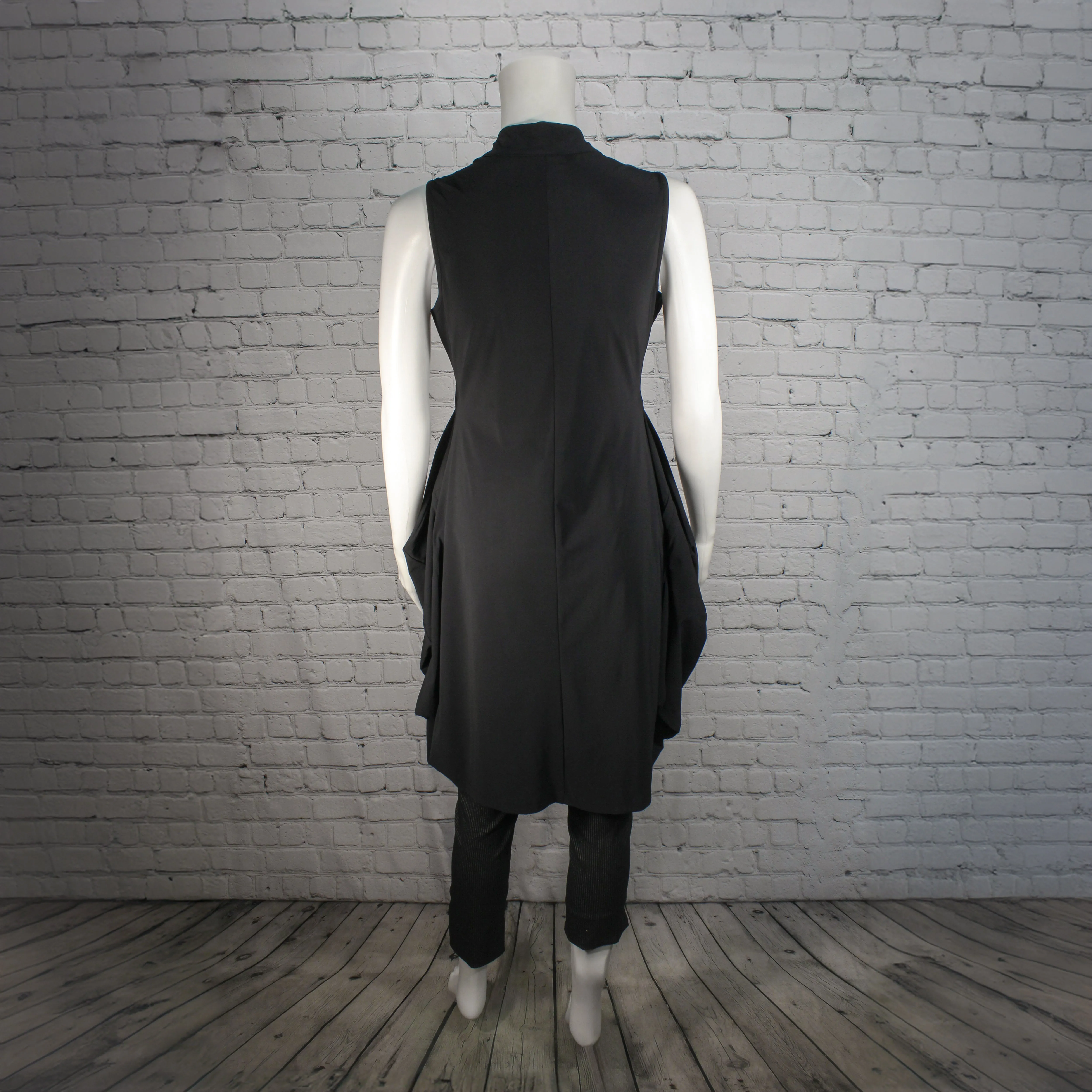 NEW! Tristan Vest in Black by Porto