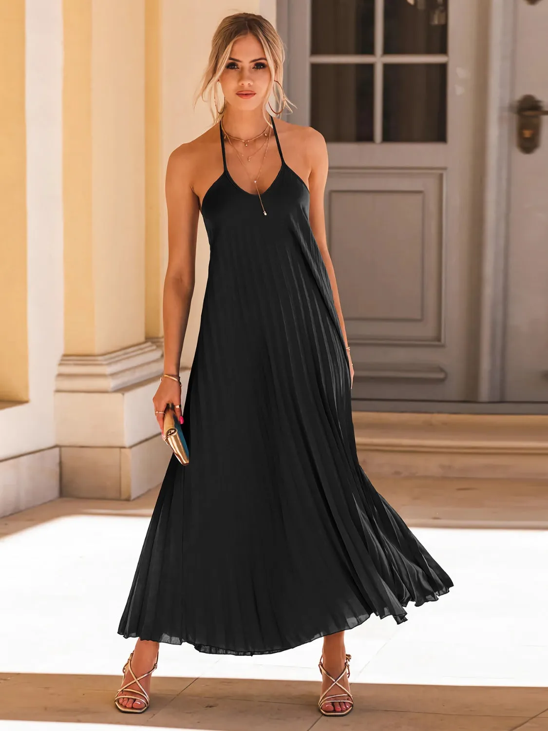 Pleated Halter Neck Sleeveless Maxi Resort Dress