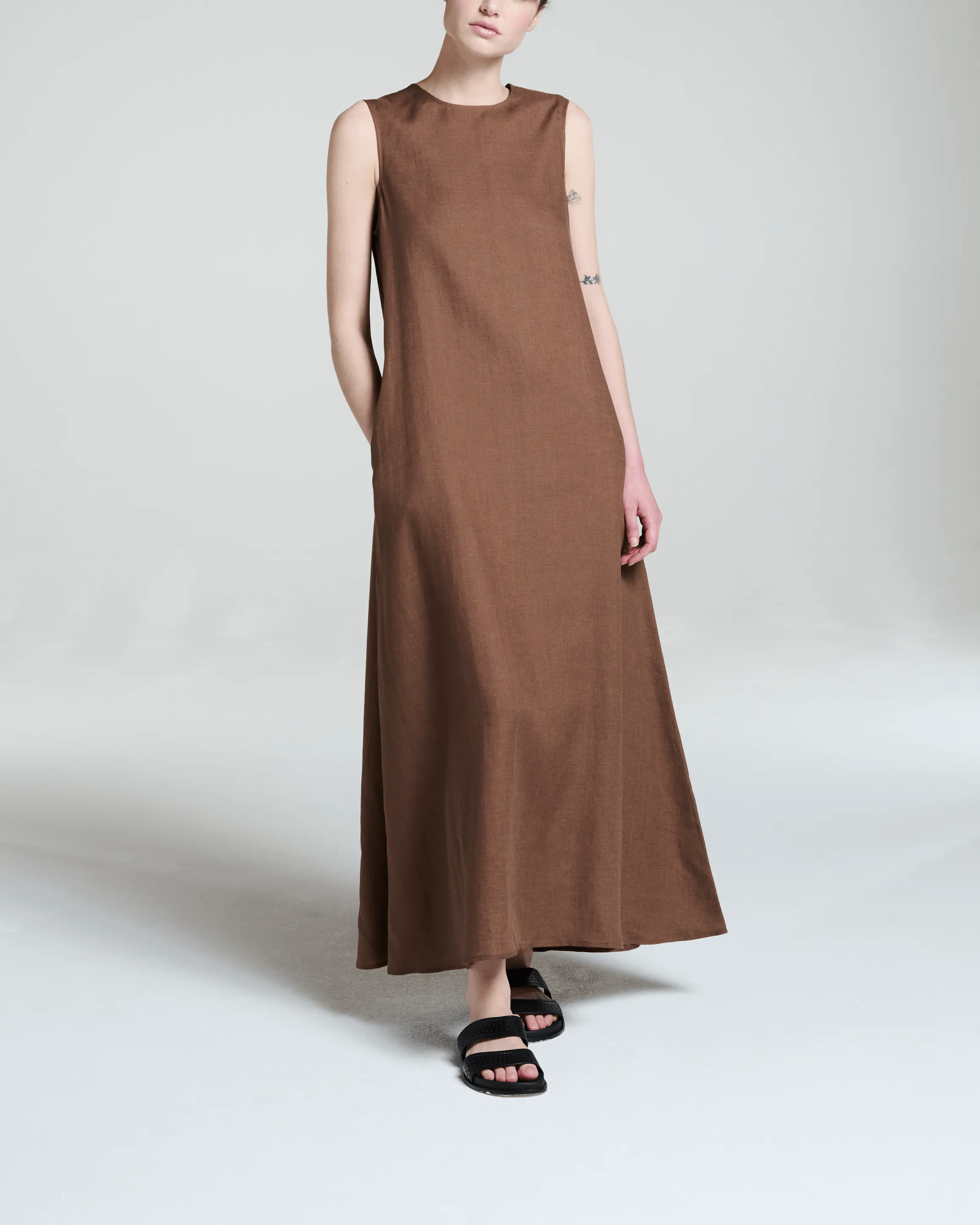 Tallin Dress Sepia Linen