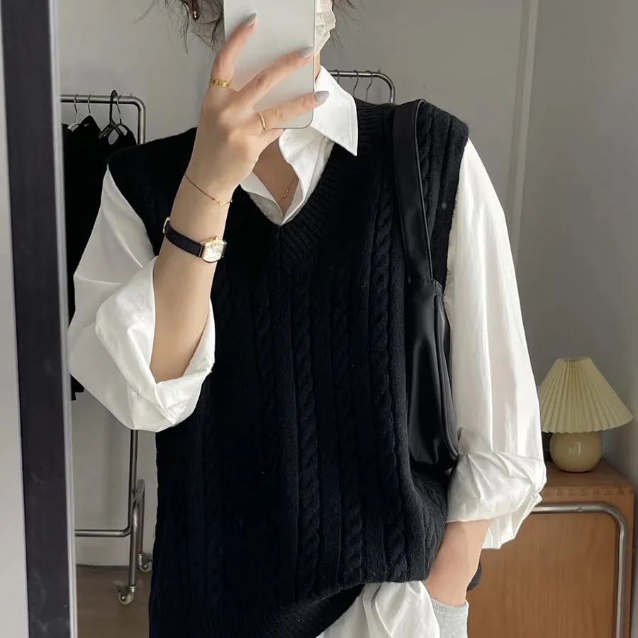 Uniwim Autumn Twist Knitted Vest 2024 Outer Wear Loose Slimming Western Style Korean Style V-neck Top