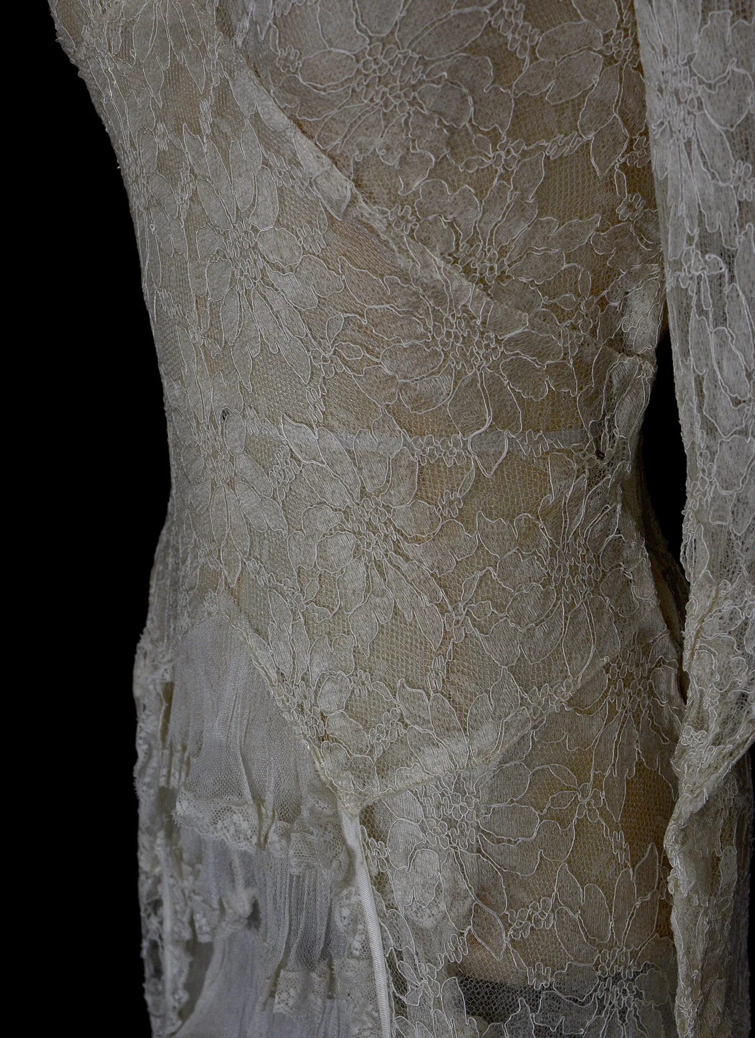 Vintage 1930s Lace Wedding Dress