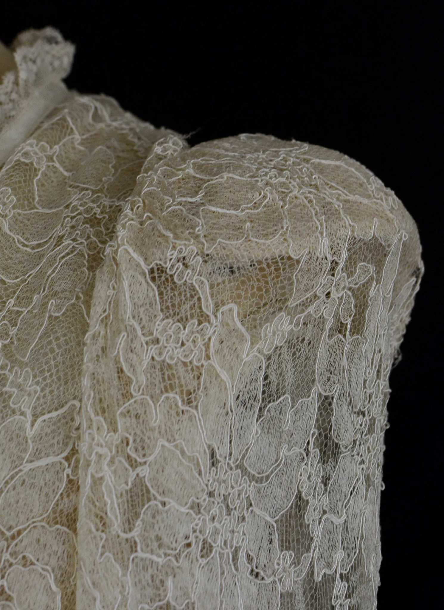 Vintage 1930s Lace Wedding Dress